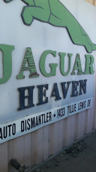 Jaguar Heaven Auto Dismantlers JunkYard in Stockton (CA) - photo 4