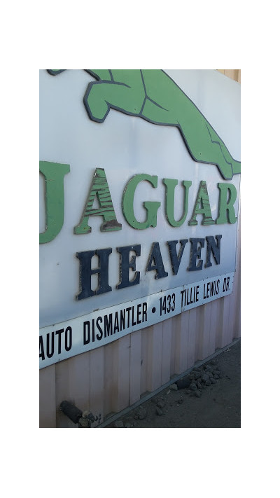 Jaguar Heaven Auto Dismantlers JunkYard in Stockton (CA) - photo 4