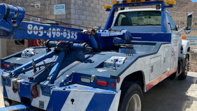 Roy's Towing JunkYard in Thousand Oaks (CA) - photo 1