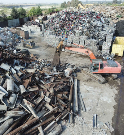 STANDARD INDUSTRIES JunkYard in Ventura (CA) - photo 4