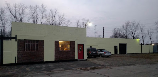 Broome Auto Parts JunkYard in Wayne (MI)