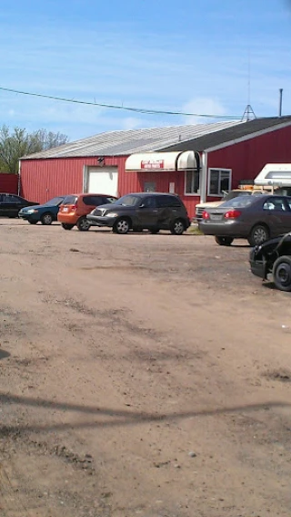 East Michigan Auto Parts JunkYard in Ypsilanti (MI) - photo 4