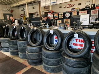 Glen's Car & Truck Parts JunkYard in Taylor (MI) - photo 1