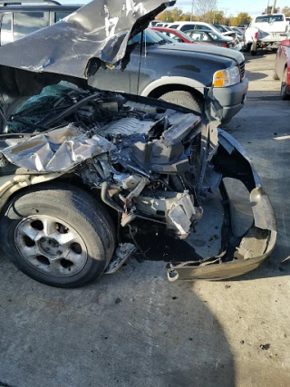 Neuner's Towing JunkYard in Warren (MI) - photo 1