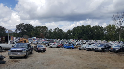 Cumberland Used Auto Parts JunkYard in Marietta (GA) - photo 2