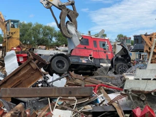 Crusher, Inc. JunkYard in West Chicago (IL) - photo 4