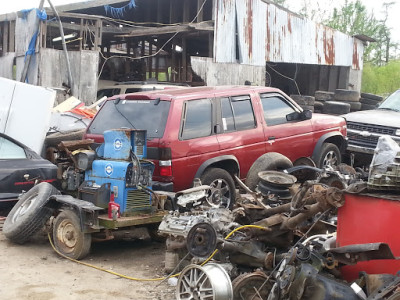 Area Auto & Truck Salvage JunkYard in New Orleans (LA) - photo 2