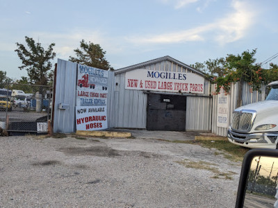 Mogilles New & Used Large Truck Parts JunkYard in New Orleans (LA) - photo 1