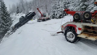 Fred's Auto Wrecking Inc JunkYard in Enumclaw (WA) - photo 2