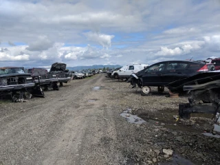 Pick-A-Part JunkYard in Eugene (OR) - photo 2