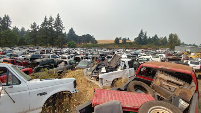 G & R Truck And Auto JunkYard in Salem (OR) - photo 1