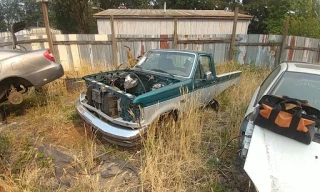 G & R Truck And Auto JunkYard in Salem (OR) - photo 4