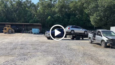 Barry's U Pull It Auto Parts JunkYard in Theodore (AL) - photo 2