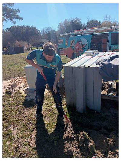 Goodreau's Towing And Recovery JunkYard in Theodore (AL) - photo 2