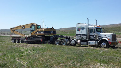 Naylor Towing Meridian JunkYard in Meridian (ID) - photo 4