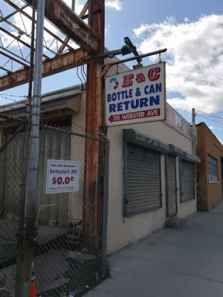 Phil's Towing JunkYard in Cambridge (MA) - photo 1