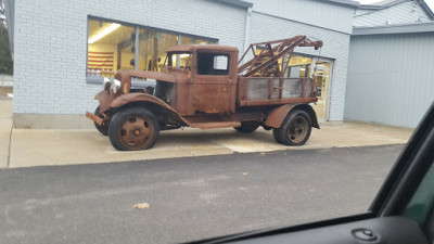 Route 117 Used Auto Parts JunkYard in South Lancaster (MA) - photo 4