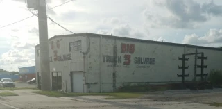 Big 3 Truck Salvage JunkYard in Clearwater (FL) - photo 1