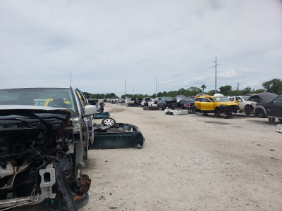 LKQ Pick Your Part - Largo JunkYard in Largo (FL) - photo 2