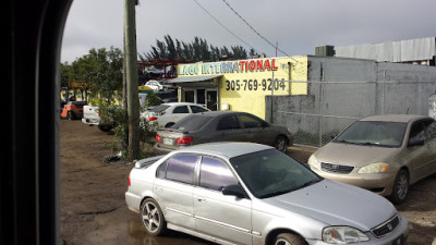 Lago International JunkYard in Miami Gardens (FL) - photo 1