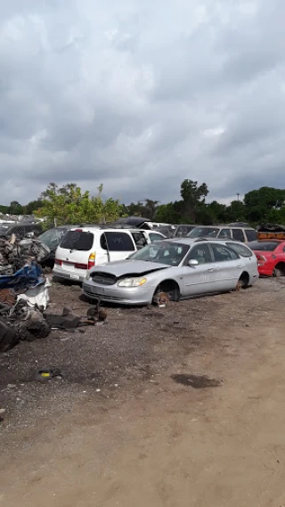 Webb's Auto Salvage JunkYard in Lakeland (FL) - photo 2