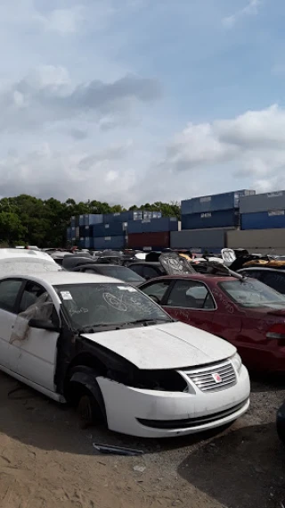 Webb's Auto Salvage JunkYard in Lakeland (FL) - photo 4