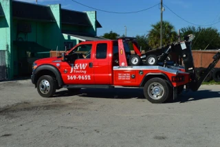 J & W Towing JunkYard in Lehigh Acres (FL) - photo 3