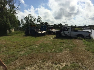 J & W Towing JunkYard in Lehigh Acres (FL) - photo 4