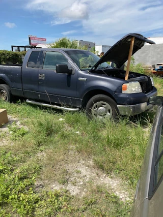 Car Buyer Junk Car Buyer Port Saint Lucie - photo 1