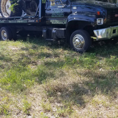 A-1 Willie's Car Care @ Towing @ We buy junks cars JunkYard in Fort Pierce (FL) - photo 2