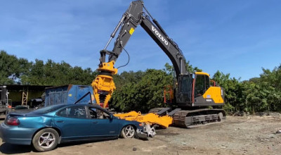 MEGA AUTO RECYCLING JunkYard in Tampa (FL) - photo 1