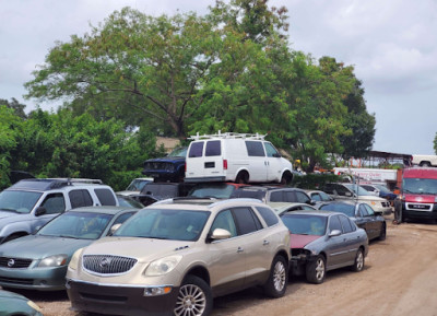 Imperial Towing Inc JunkYard in Tampa (FL) - photo 3