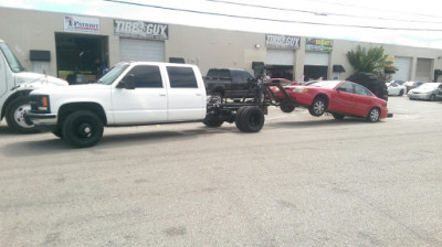 Ray Buy's Junk Cars JunkYard in West Palm Beach (FL) - photo 2