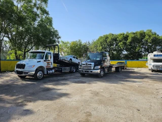 Junk Car Buyers Solutions JunkYard in West Palm Beach (FL) - photo 2