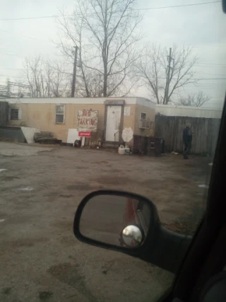 Smith & Buckland Auto Parts JunkYard in Fort Wayne (IN) - photo 2