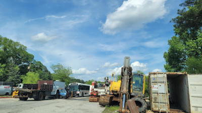 Josea's Salvage Yard JunkYard in Durham (NC) - photo 4