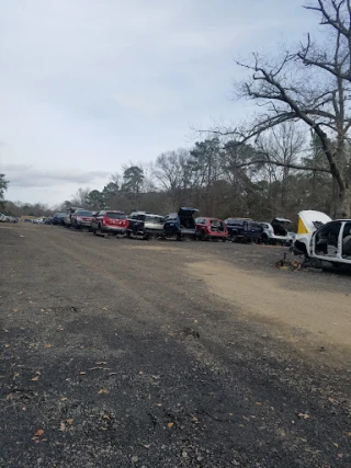 Martin's Auto Salvage, Inc. JunkYard in Raleigh (NC) - photo 4