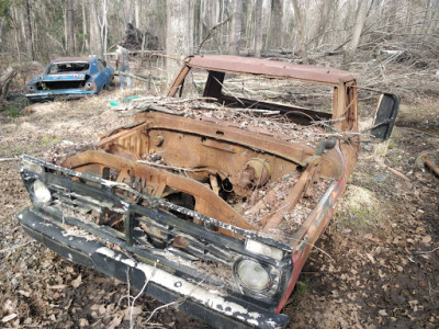 R C Auto Salvage JunkYard in Fayetteville (NC) - photo 4