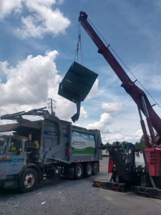 Soles Automotive Towing Inc JunkYard in Fayetteville (NC) - photo 3