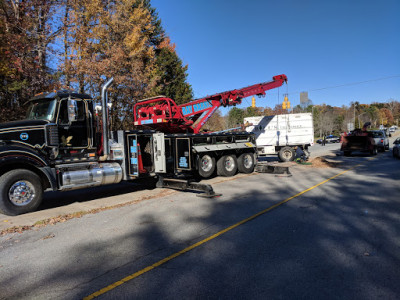 Ray Harris Towing & Hauling JunkYard in Greensboro (NC) - photo 1