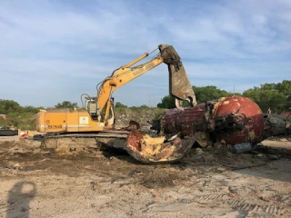 CC Recycling JunkYard in Cedar Rapids (IA) - photo 2