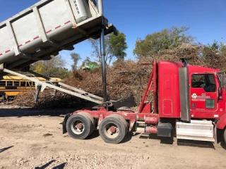 CC Recycling JunkYard in Cedar Rapids (IA) - photo 3