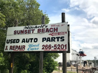 Sunset Beach Auto JunkYard in Des Moines (IA) - photo 4