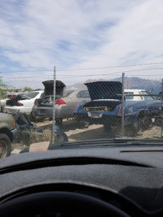 Arizona U-Pull Save Auto Parts JunkYard in Tucson (AZ) - photo 1