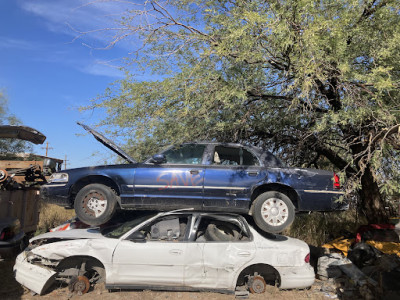 Hook-N-Book Recycling JunkYard in Tucson (AZ) - photo 1