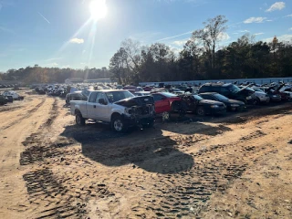 Blue & Gold Auto Salvage JunkYard in Goose Creek (SC) - photo 2