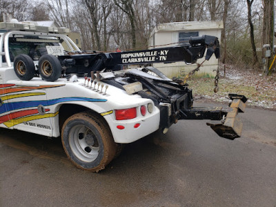 Jones Brothers Wrecker JunkYard in Clarksville (TN) - photo 1