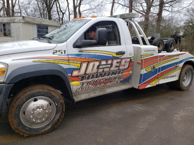 Jones Brothers Wrecker JunkYard in Clarksville (TN) - photo 2