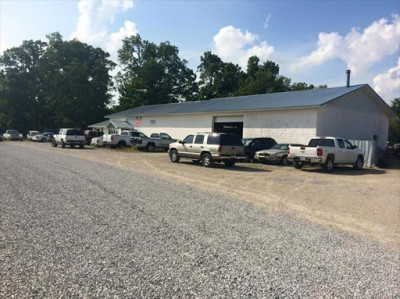 Fowler Brothers Auto Salvage JunkYard in Clarksville (TN) - photo 2