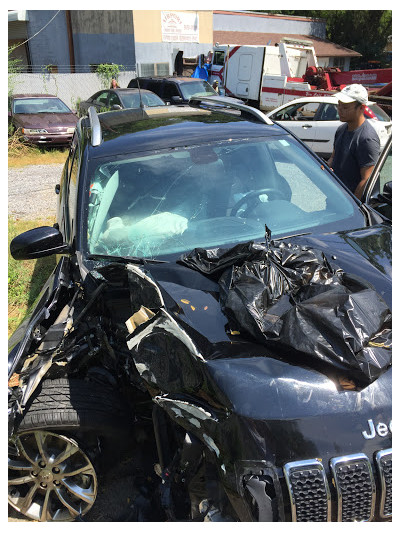 Airport Motor Mile Wrecker Services JunkYard in Louisville (TN) - photo 1